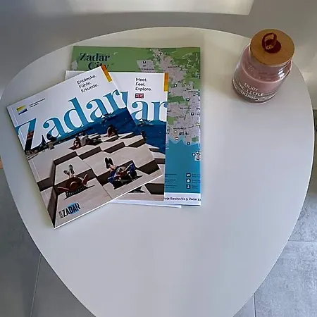 דירה Modern Iva With Balcony, Free Parking & Wi-fi, זאדאר
