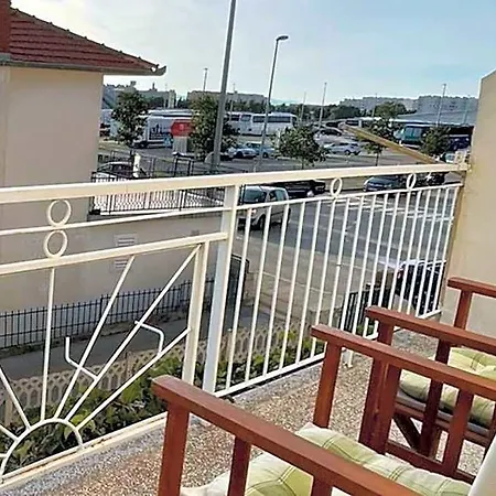 Modern Iva With Balcony, Free Parking & Wi-fi, * זאדאר